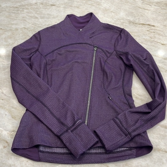 Lululemon | Precision Jacket | Chainlink Deep Zinfandel | Size 8 - Picture 7 of 16
